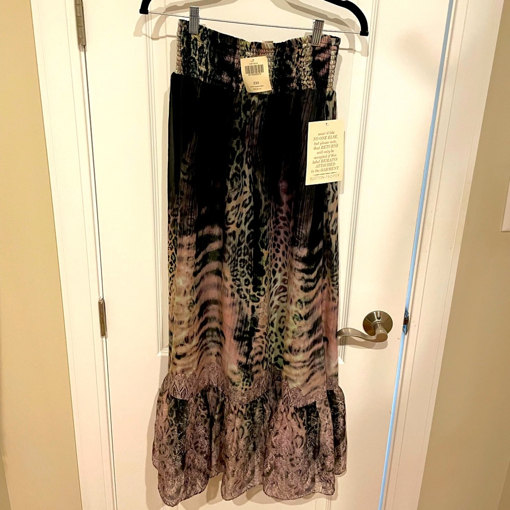 Boston Proper skirt NWT